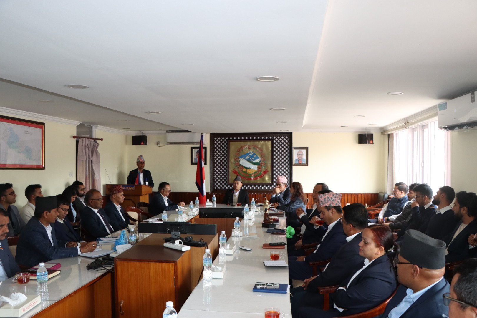 कर्मचारीलाई मन्त्री इङ्नामको बिदाइ सम्बोधन– ‘म हारेँ, तपाईंहरू भोज खानुस्’