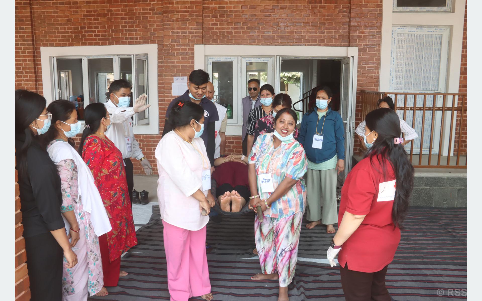 काठमाडौँ महानगरको प्राथमिक उपचार तालिम प्रभावकारी, १५१ जना लाभान्वित