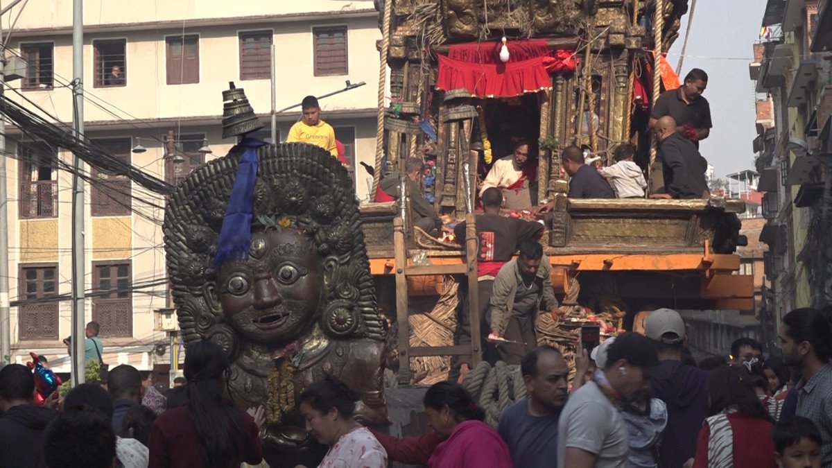 ललितपुरमा मत्स्येन्द्रनाथको रथयात्रा: गाबहालमा जात्रा, आज मंगलबजार पुग्ने